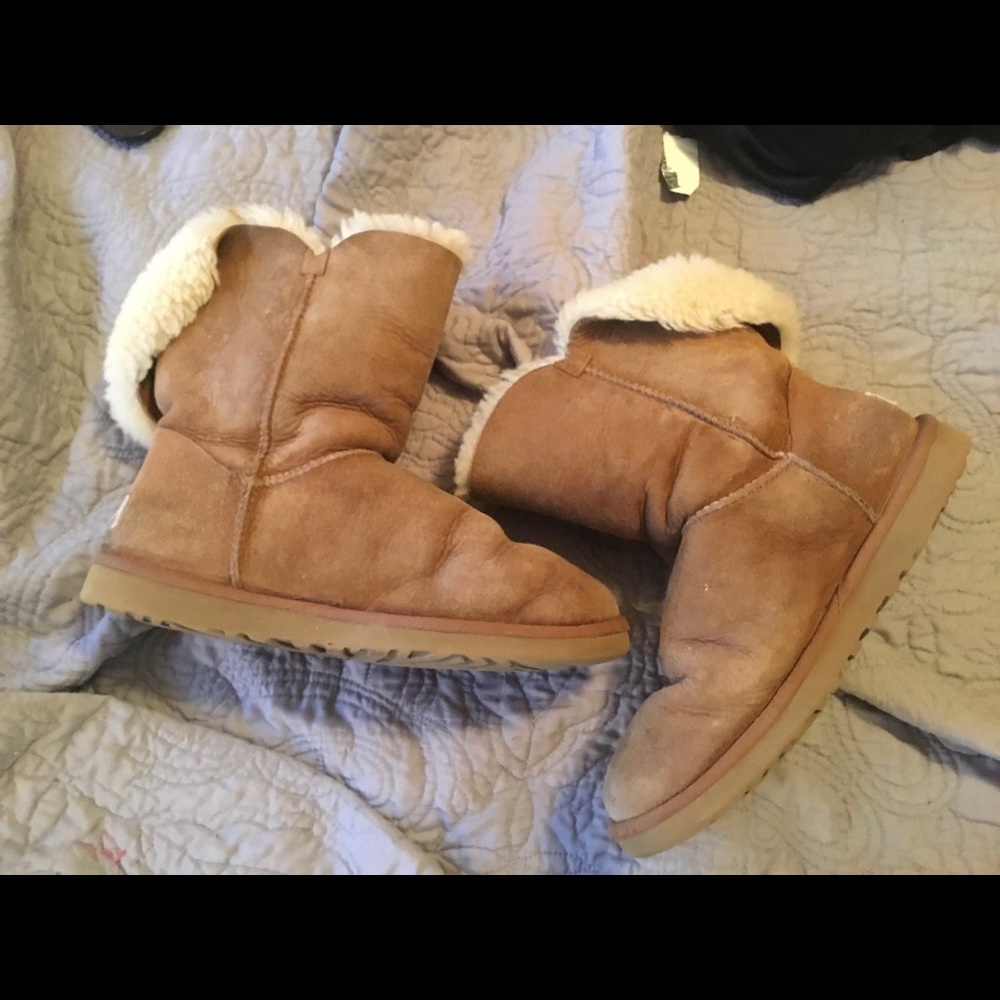 Uggs short boots